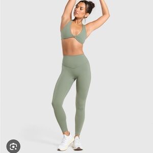 Gymshark Elevate Sports Bra and Leggings Set, size S